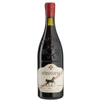 Вино Winiveria Kindzmarauli, сладкое, красное 0,75 л 11,5%